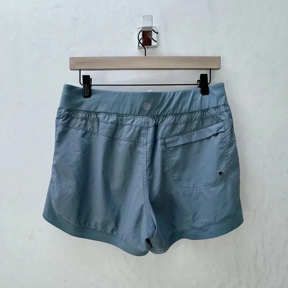 ATHLETA || Sport Short Performance Fabric Back Zippered Pocket - Picture 3 of 10